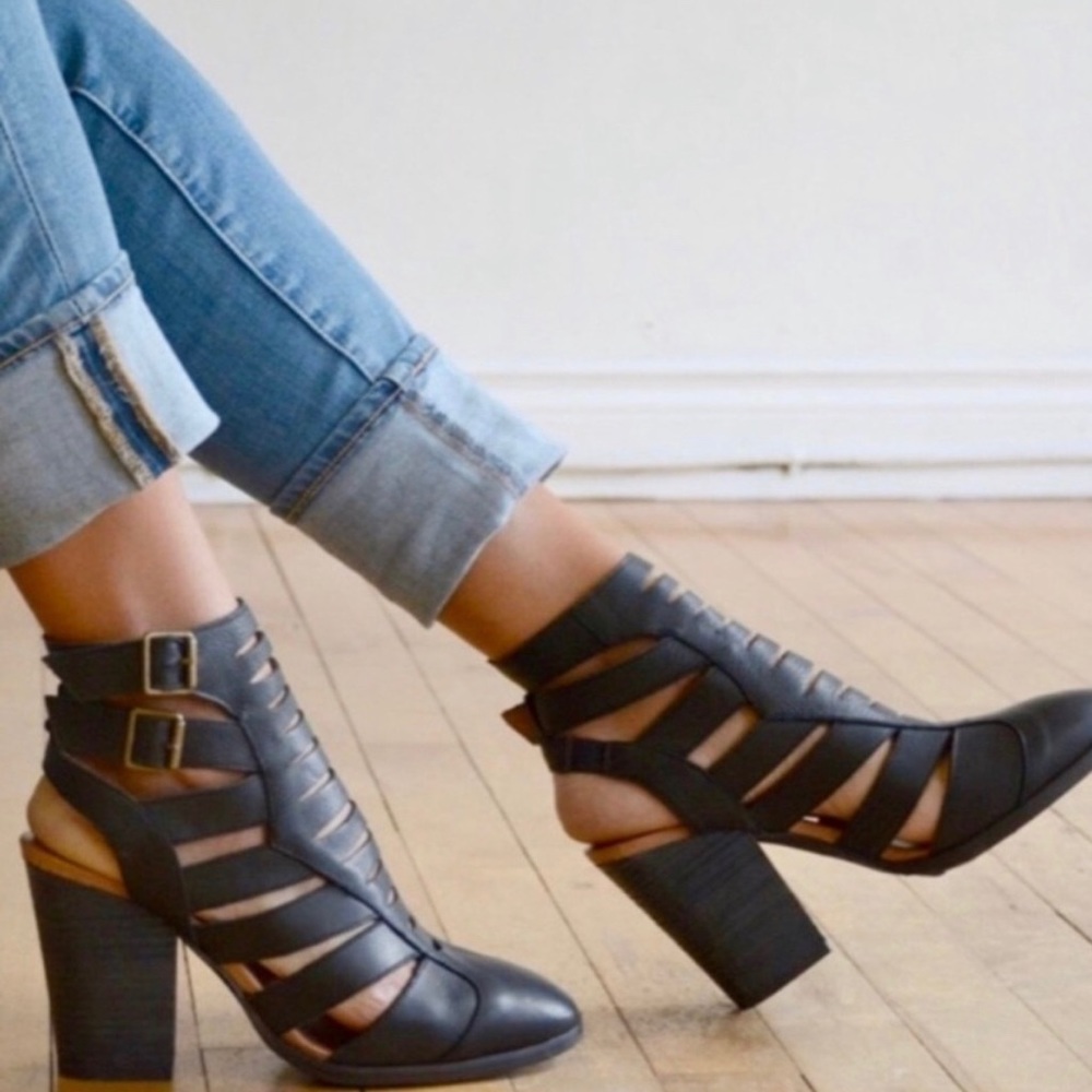 Free people leather sandals
